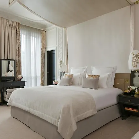 Hôtel Barrière Fouquet's Parigi Esterno foto
