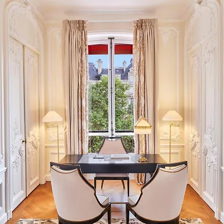 Hôtel Barrière Fouquet's Parigi Esterno foto