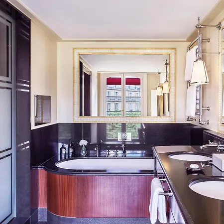 Hôtel Barrière Fouquet's Parigi Esterno foto