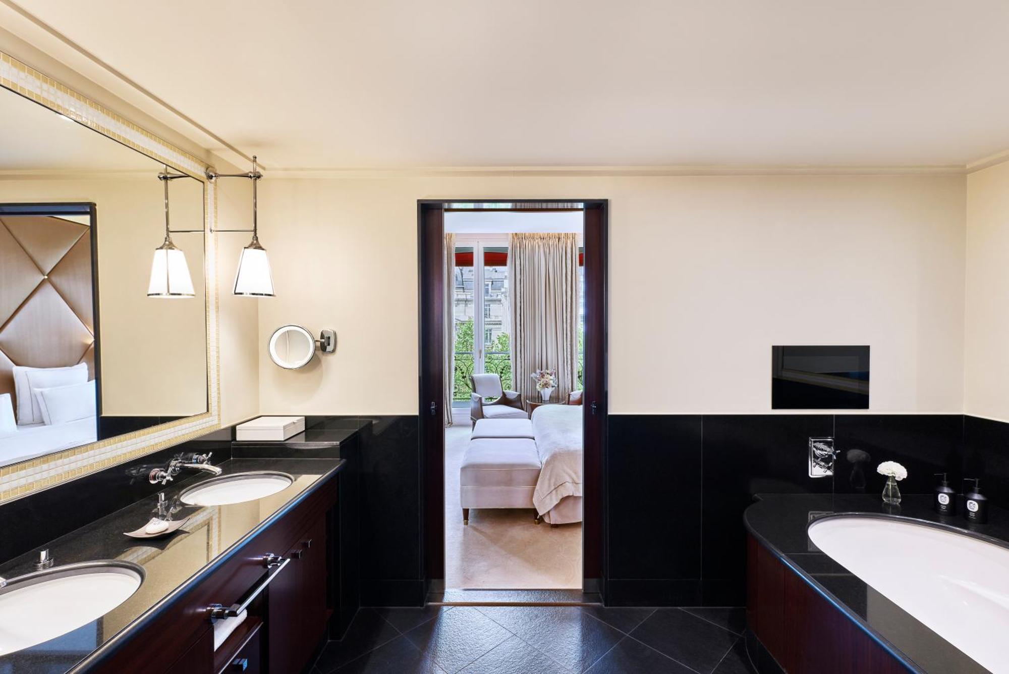 Hotel Barrière Fouquet's Paris
